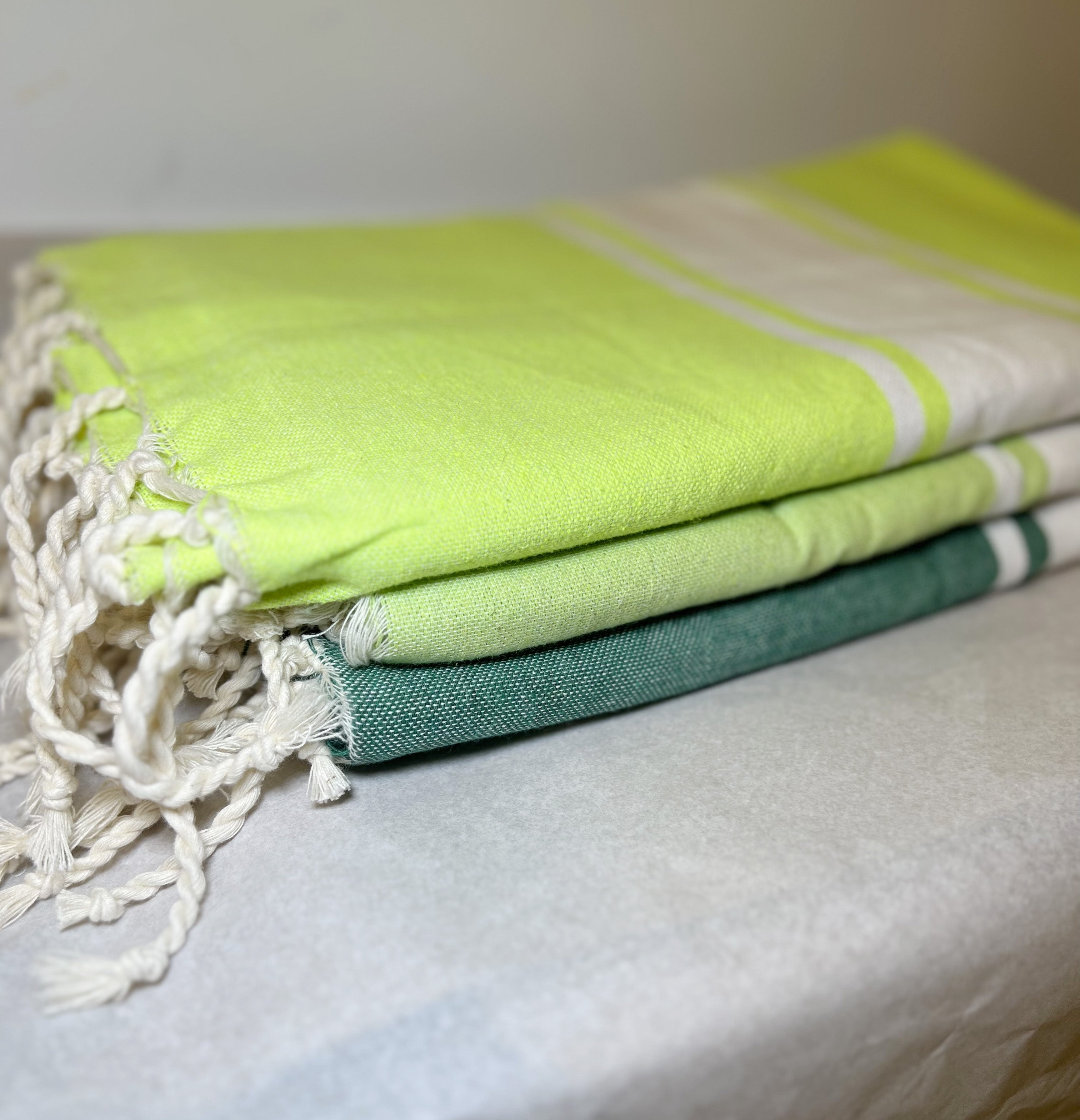 FoutaToniVerde_e7c5207e-3fd3-42e7-84af-fe049d5838af.jpg